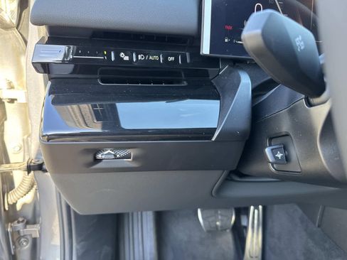 New 2026 BMW 530i w/ M Sport Package image 31