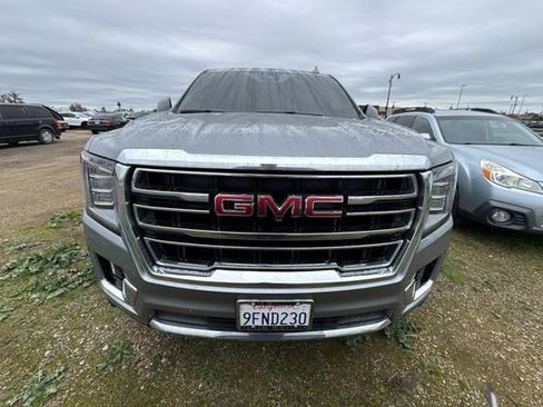 Used 2023 GMC Yukon SLT w/ SLT Luxury Package image 6