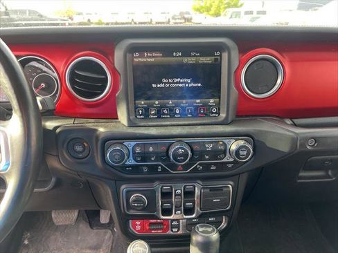 Certified 2021 Jeep Wrangler Unlimited Rubicon image 15