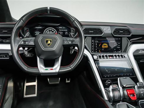 Used 2019 Lamborghini Urus image 23
