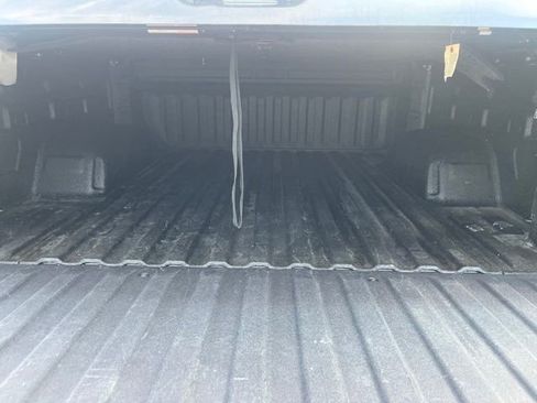 Used 2021 Chevrolet Silverado 1500 LTZ AWD/4WD image 7
