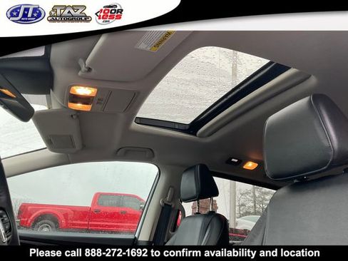 Used 2025 Honda Odyssey EX-L image 12