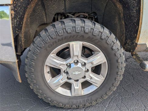 Used 2017 Chevrolet Silverado 2500 LTZ w/ Duramax Plus Package AWD/4WD image 9