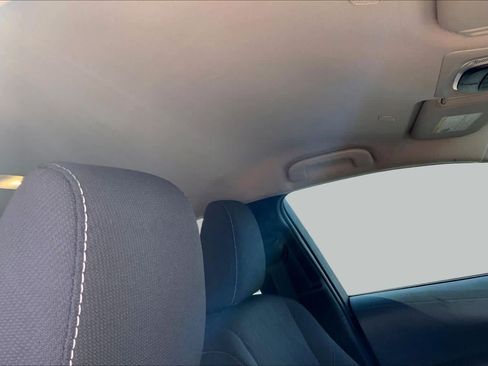 Used 2025 Toyota Corolla LE FWD image 14