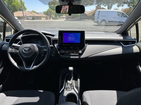 Used 2025 Toyota Corolla SE FWD image 16
