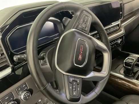 Used 2024 GMC Sierra 1500 Elevation w/ Elevation Premium Package AWD/4WD image 24