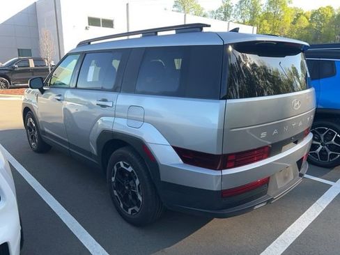 Used 2024 Hyundai Santa Fe SEL image 10