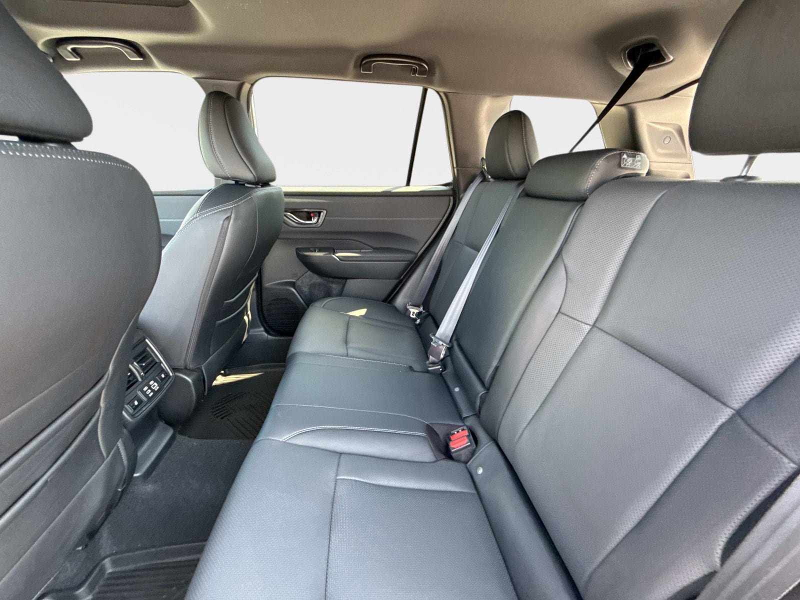 New 2026 Subaru Outback Touring XT AWD/4WD image 15