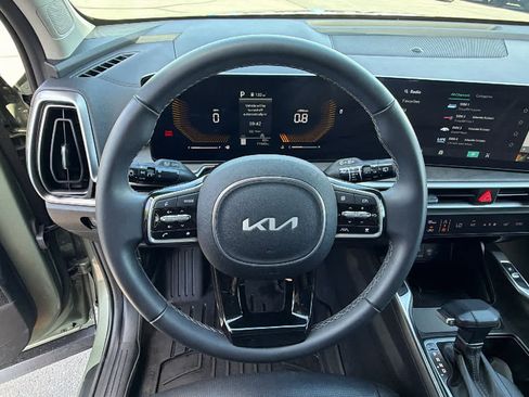 Used 2025 Kia Sorento X-Line EX AWD/4WD image 18