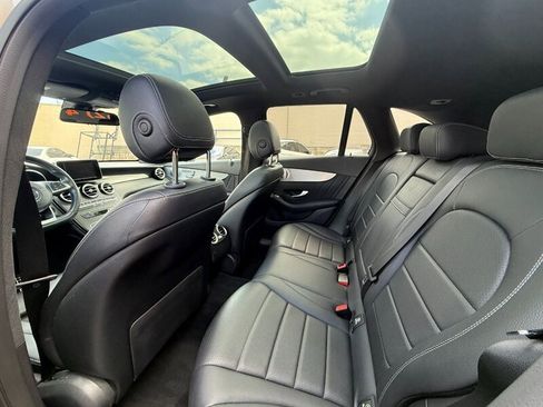Used 2019 Mercedes-Benz GLC 300 image 31