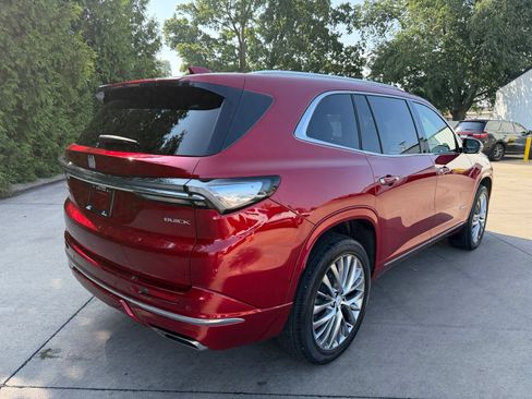 Used 2025 Buick Enclave Avenir AWD/4WD image 30