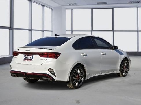 Used 2023 Kia Forte GT w/ GT2 Package image 4