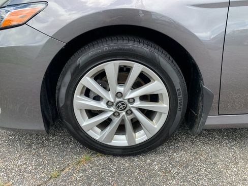 Used 2023 Toyota Camry LE AWD/4WD image 32