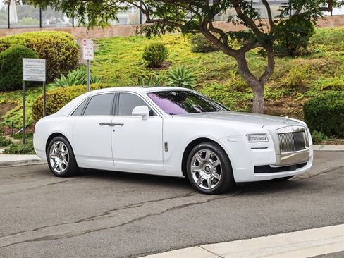 Used 2012 Rolls-Royce Ghost RWD image 7