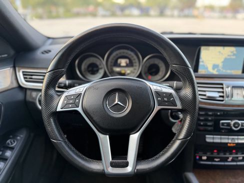 Used 2014 Mercedes-Benz E 350 4MATIC Sedan w/ Premium 1 Package image 27