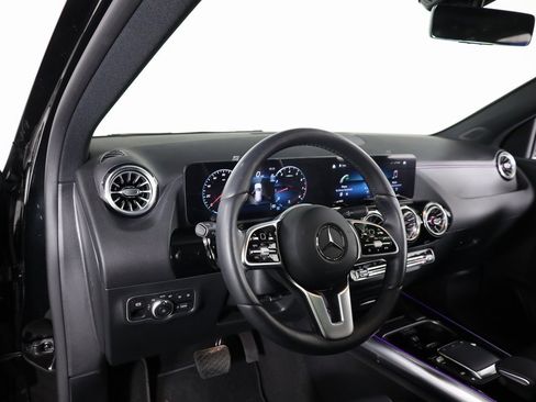 Used 2023 Mercedes-Benz GLA 250 4MATIC image 27