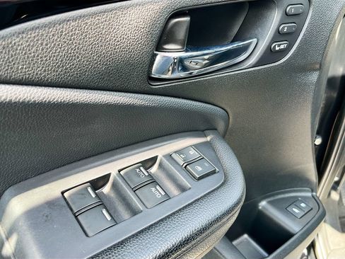 Used 2020 Honda Pilot Touring image 17