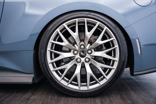 Used 2025 Ford Mustang GT Premium RWD image 41