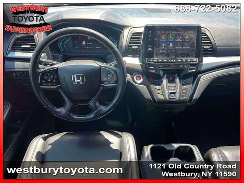 Used 2023 Honda Odyssey Touring image 13