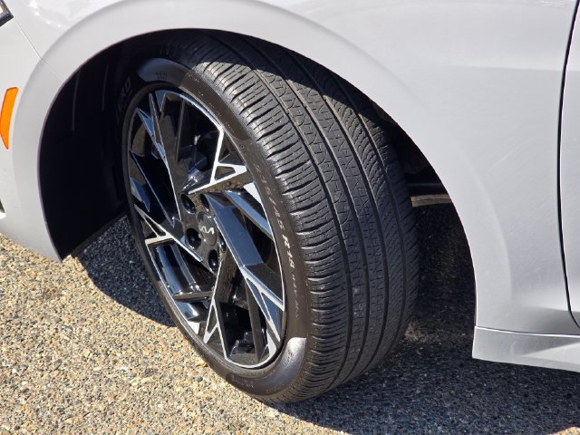 Used 2025 Kia K5 GT-Line w/ GT-Line Premium Package FWD image 27