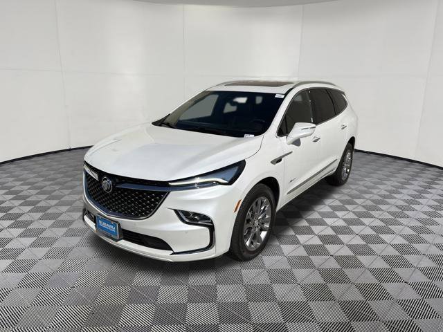 Used 2022 Buick Enclave Avenir w/ Avenir Technology Package FWD image 13