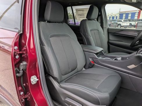 New 2026 Jeep Grand Cherokee Laredo X AWD/4WD image 34