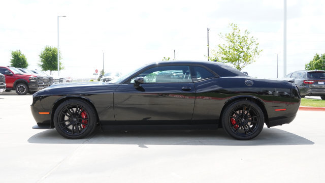 Used 2023 Dodge Challenger SRT Hellcat RWD image 3