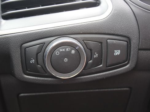 Used 2024 Ford Edge SEL image 12