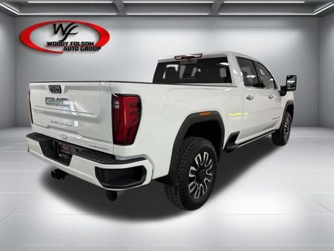 New 2026 GMC Sierra 2500 Denali Ultimate AWD/4WD image 7