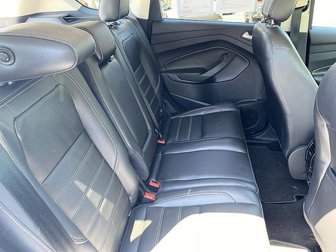 Used 2018 Ford Escape SEL AWD/4WD image 21