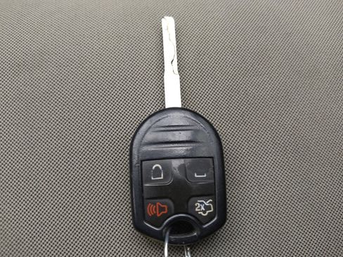 Used 2017 Ford Fiesta SE image 32