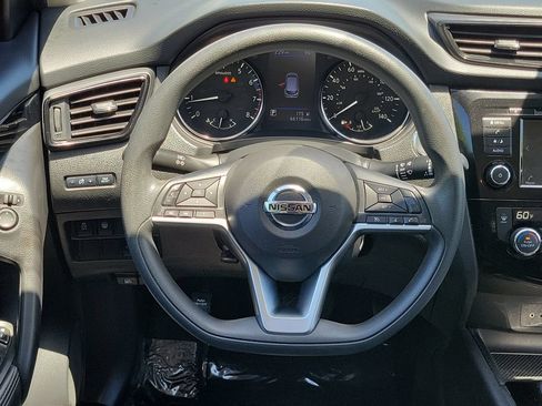 Certified 2020 Nissan Rogue Sport SV FWD image 20