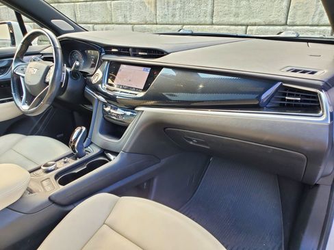 Used 2021 Cadillac XT6 Sport image 33