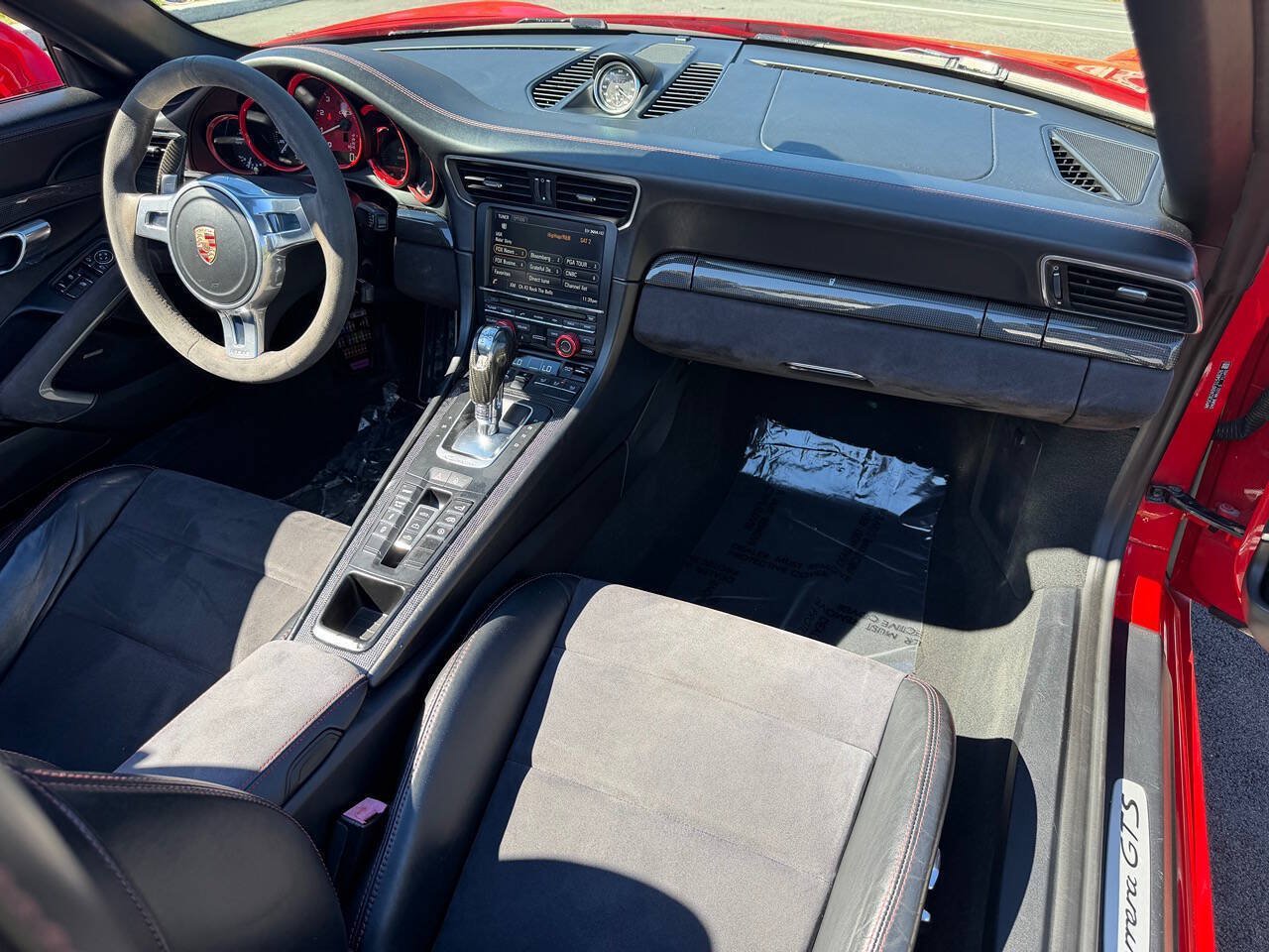 Used 2015 Porsche 911 Cabriolet image 20