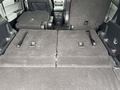 Used 2023 Ford Explorer XLT w/ Equipment Group 202A image 17