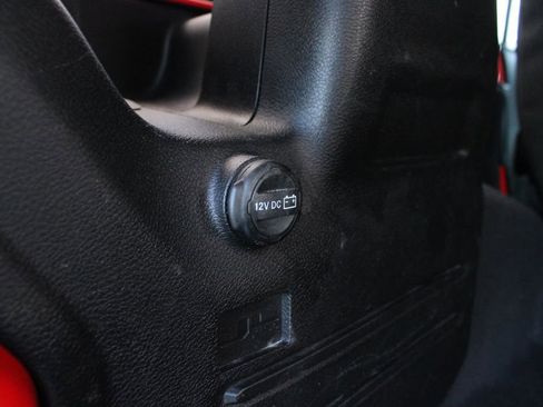 Used 2021 Jeep Wrangler Unlimited Sport AWD/4WD image 11