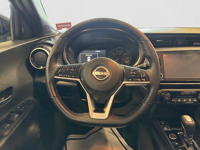 Used 2023 Nissan Kicks SR FWD image 12