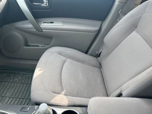 Used 2013 Nissan Rogue SV w/ Premium Pkg image 8