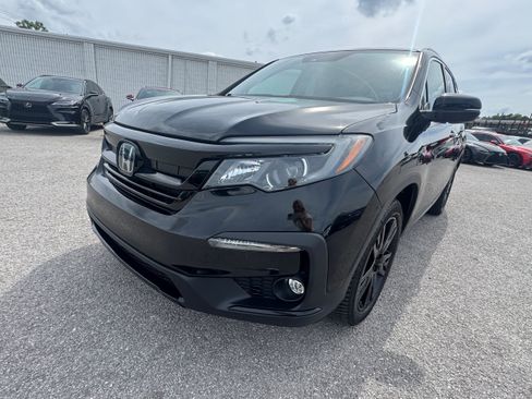 Used 2021 Honda Pilot Special Edition image 2