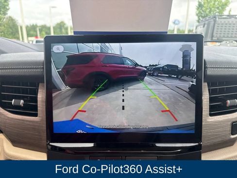 Used 2024 Ford Expedition Limited RWD image 20