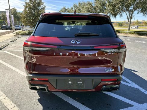 Certified 2025 INFINITI QX60 Luxe image 3