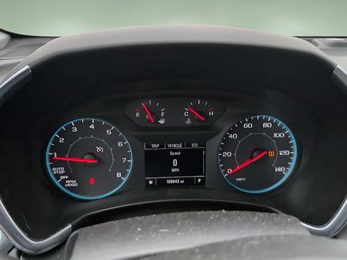 Used 2020 Chevrolet Equinox LS w/ LS Convenience Package FWD image 17