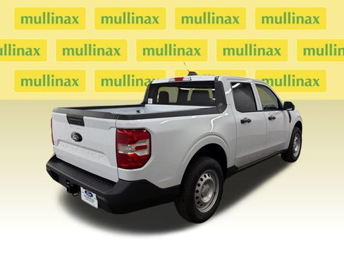 New 2026 Ford Maverick XL image 3