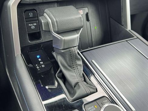Used 2024 Toyota Tundra Platinum image 31