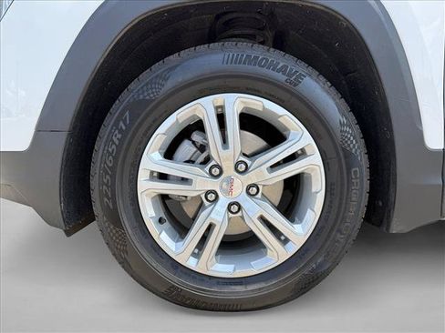 Used 2024 GMC Terrain SLE AWD/4WD image 27