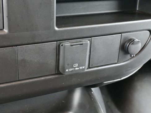 Used 2023 Chevrolet Express 2500 w/ Driver Convenience Package image 25