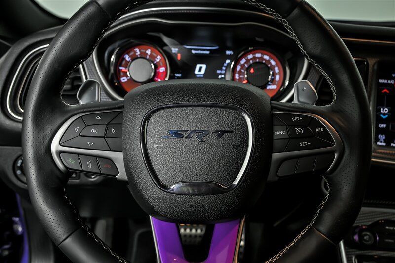 Used 2016 Dodge Challenger SRT Hellcat RWD image 22