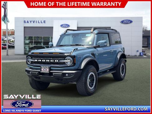 Used 2023 Ford Bronco Outer Banks w/ Sasquatch Package AWD/4WD image 1