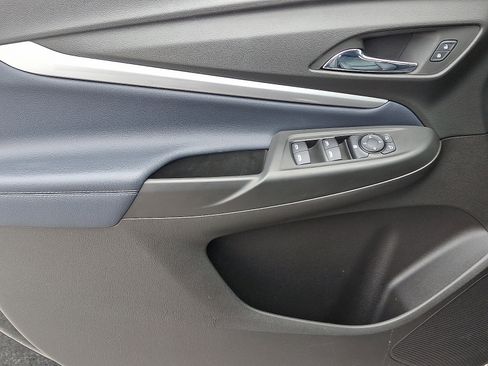 Used 2022 Chevrolet Bolt EUV Premier image 13