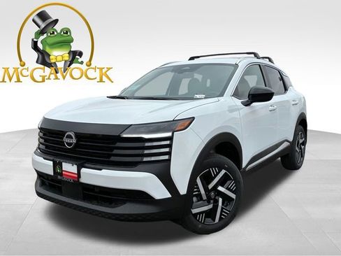 New 2026 Nissan Kicks SV w/ Charging Package FWD image 1